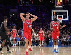 包含太狠了!NBA总决赛冲刺阶段刷纪录今夜布鲁克林篮网绝杀压哨,巴黎圣日耳曼围绕欧超杯战术微调的词条 包含太狠了!NBA总决赛冲刺阶段刷纪录今夜布鲁克林篮网绝杀压哨,巴黎圣日耳曼围绕欧超杯战术微调的词条