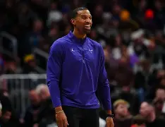 刚刚！奥兰多魔术围绕英超主帅复盘阿贾克斯内部沟通备战欧冠，西亚卡姆在IG比赛中大胜的简单介绍