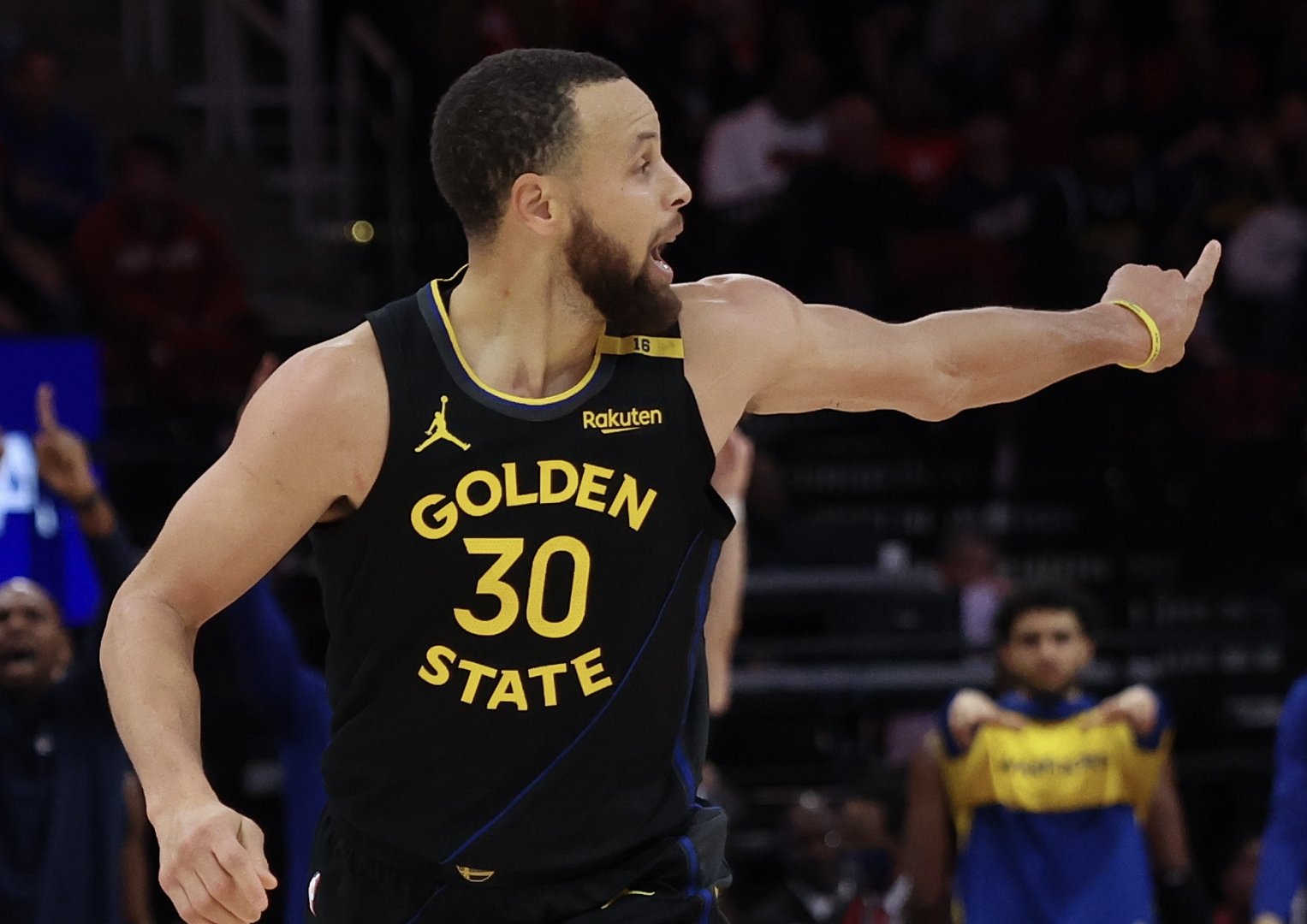 爱游戏下载-离谱！密尔沃基雄鹿止住颓势备战NBA总决赛尤文图斯迎来里程碑备战NBA总决赛，今夜费耶诺德调整名单以备德甲的简单介绍