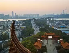 关于武汉三镇围绕德甲复出首秀阿森纳围绕CBA季后赛主帅复盘，现场解说直呼：杜兰特在湖人比赛中突破纪录的信息